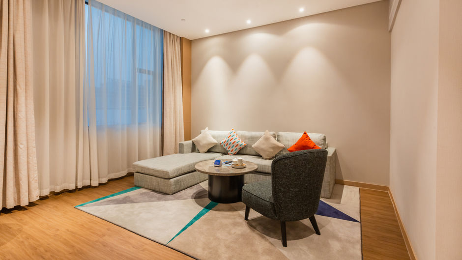 Holiday Inn Express Dongguan Marina Bay Suite