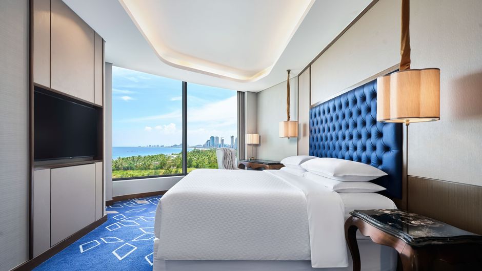 Four Points by Sheraton Danang Suite