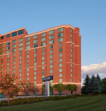 Courtyard Ottawa East