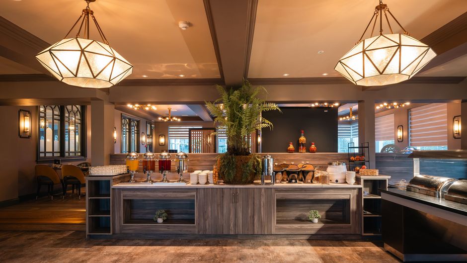 The Gleneagle Hotel & Apartments Restaurant