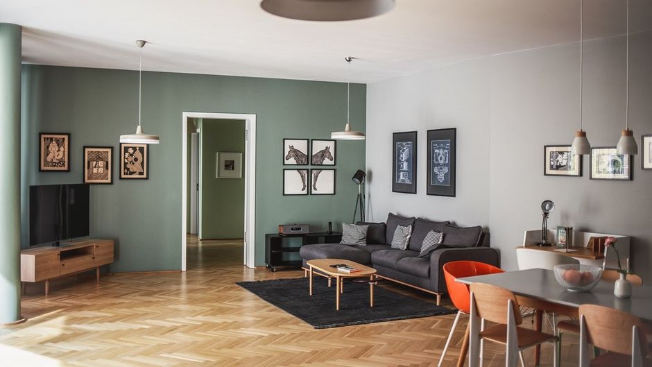 The Circus Apartments Room