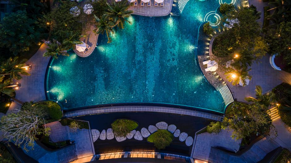 Crowne Plaza Yazhou Bay Pool