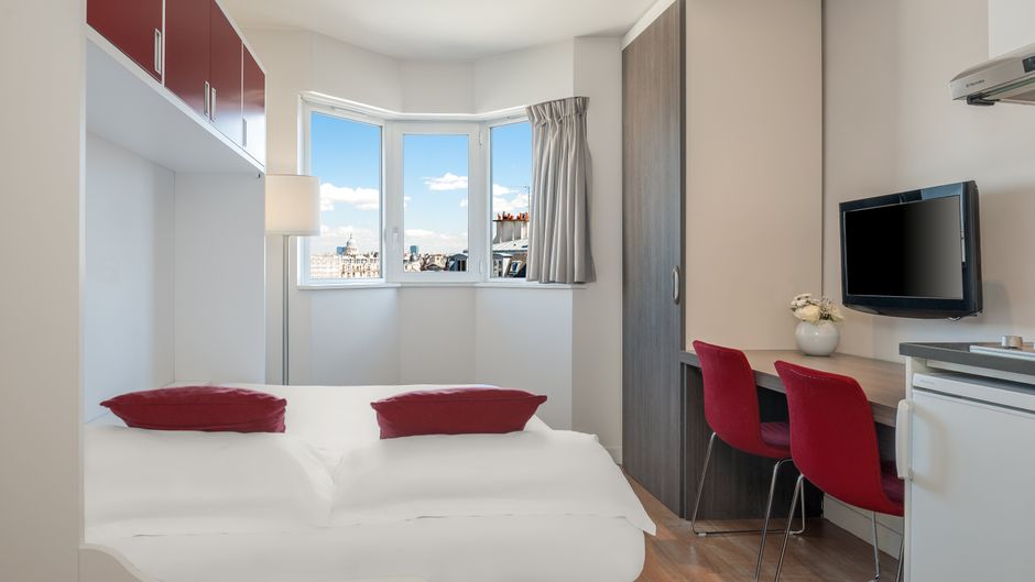 Citadines Maine Montparnasse Room