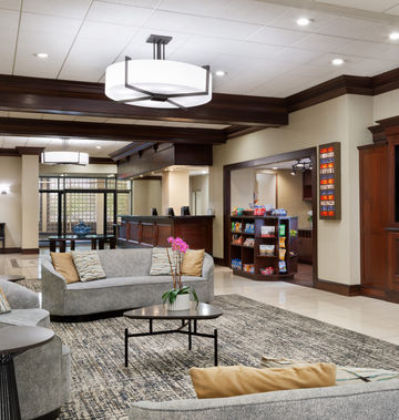 Holiday Inn National Airport