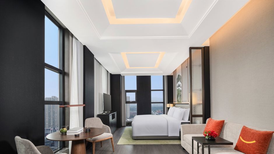 Holiday Inn Shuangfu Room