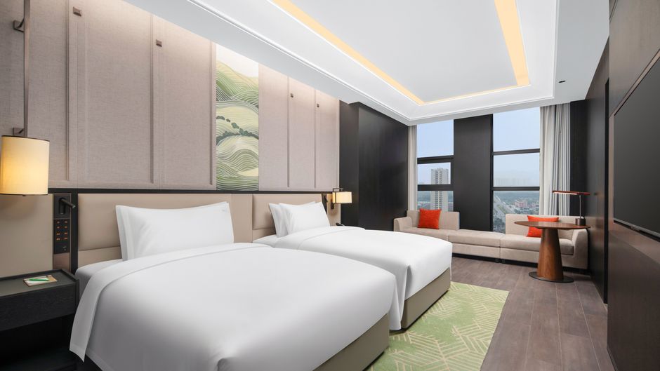Holiday Inn Shuangfu Room