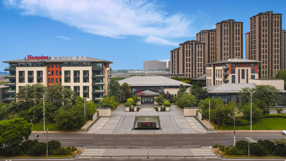 Hampton Inn Tianjin Jingbin Indstr Park Exterior
