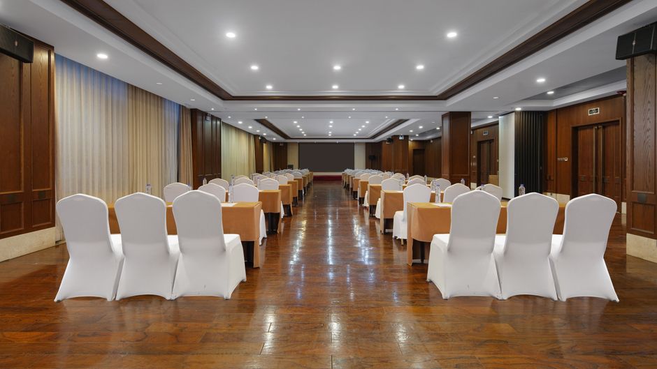 Hampton Inn Tianjin Jingbin Indstr Park Exterior
