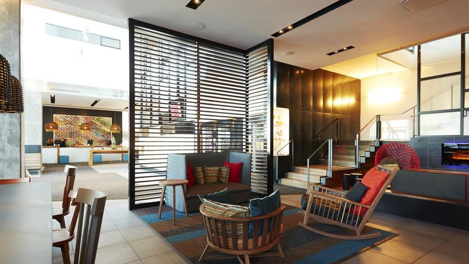 ALT Hotel Quartier DIX30 Lobby
