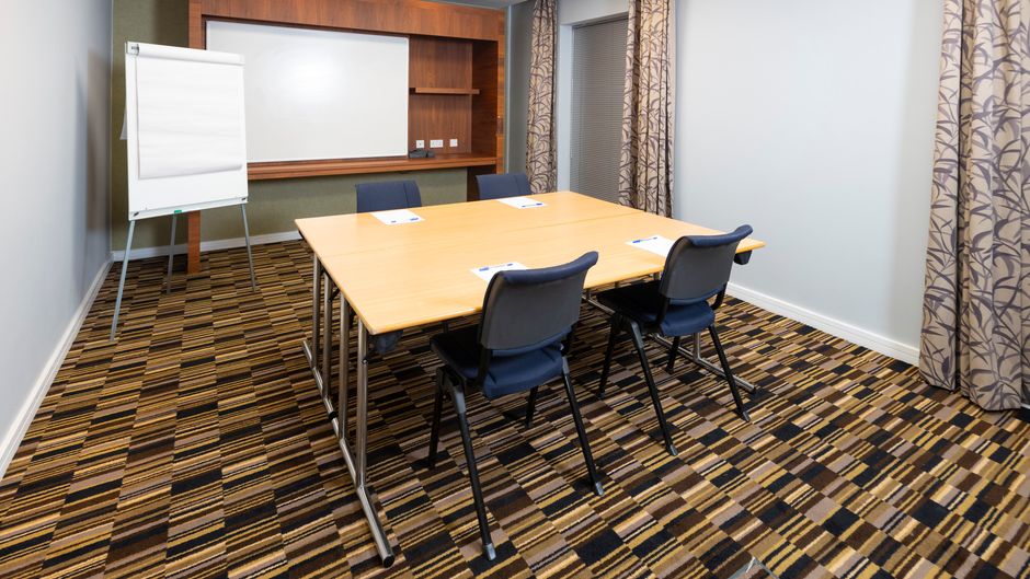 Holiday Inn Express Stevenage Meeting