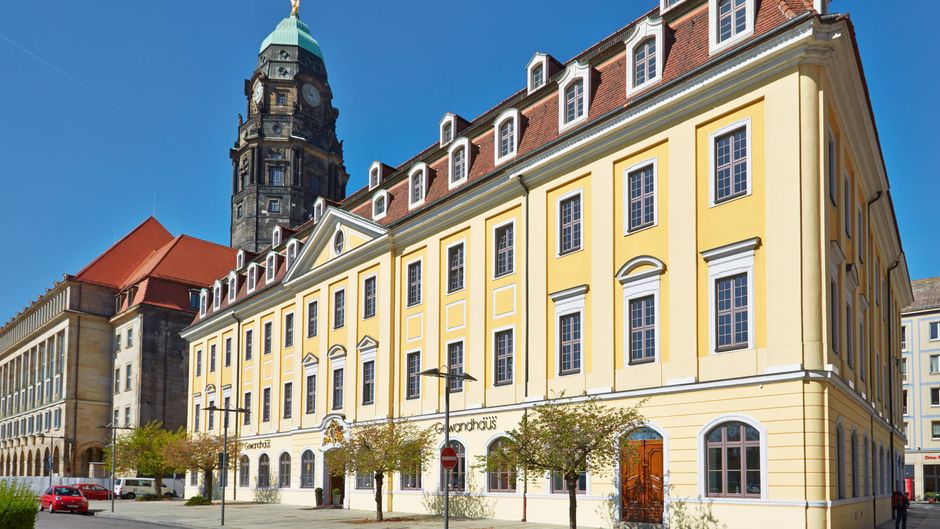 Gewandhaus Dresden, Autograph Collection Exterior