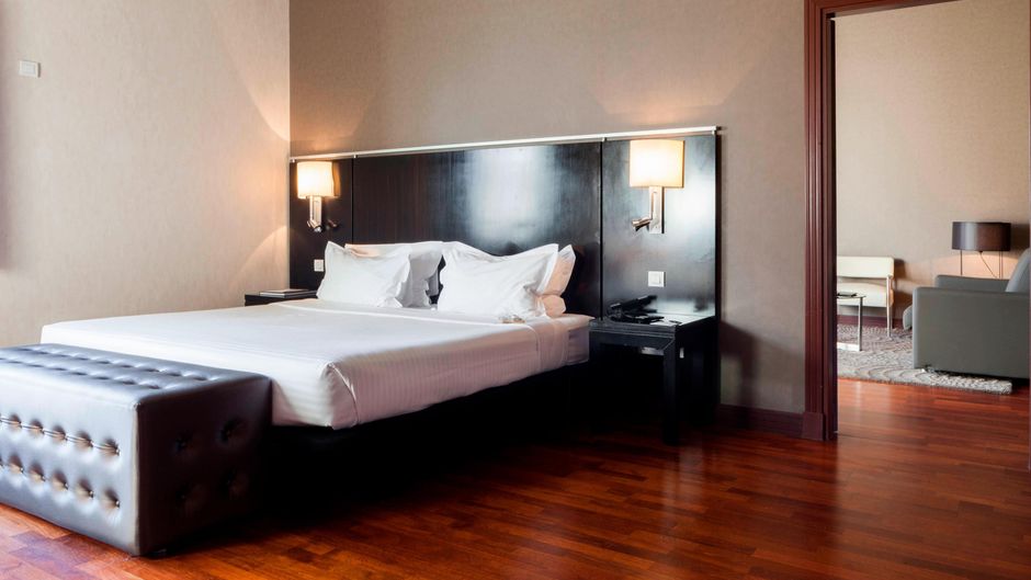 AC Hotel Palacio de Santa Ana Suite