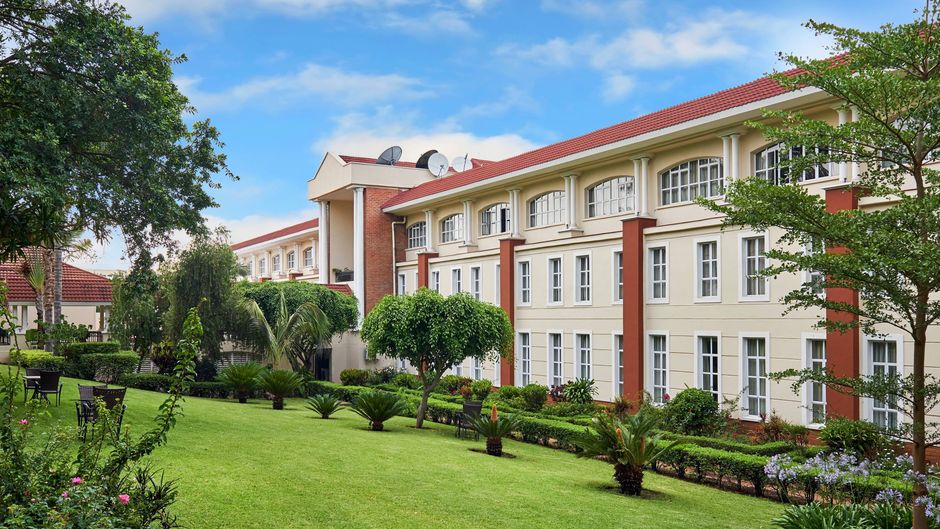 Protea Hotel Ryalls Exterior
