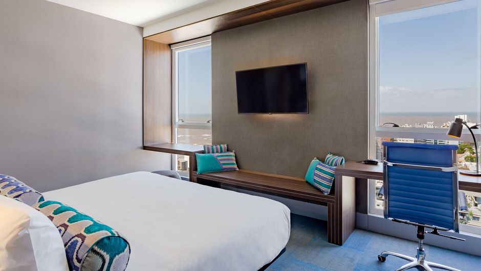 Aloft Montevideo Hotel Room