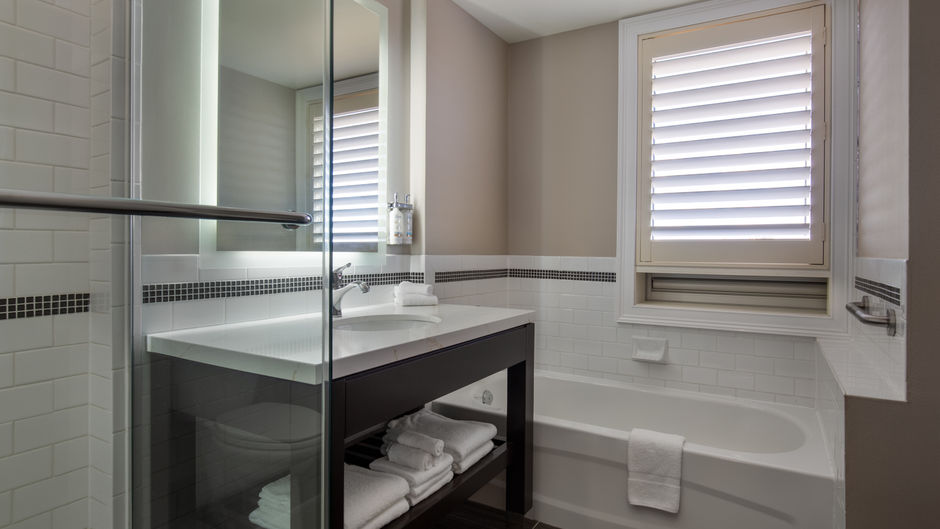 Staybridge Suites Conference Center Room