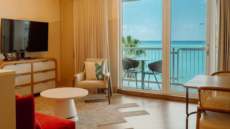 Renaissance Wind Creek Aruba Resort Suite