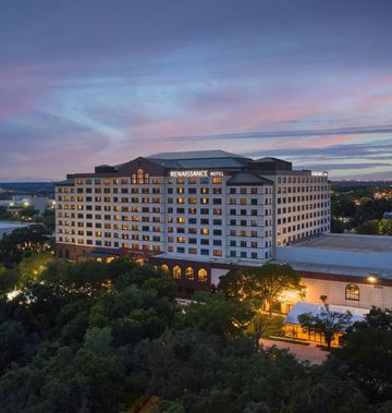 Renaissance Austin Hotel