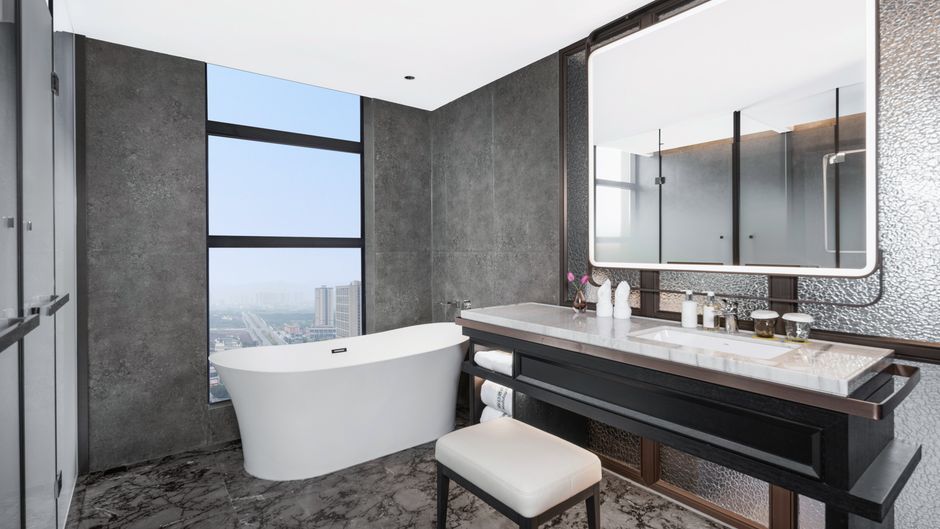 Holiday Inn Shuangfu Room