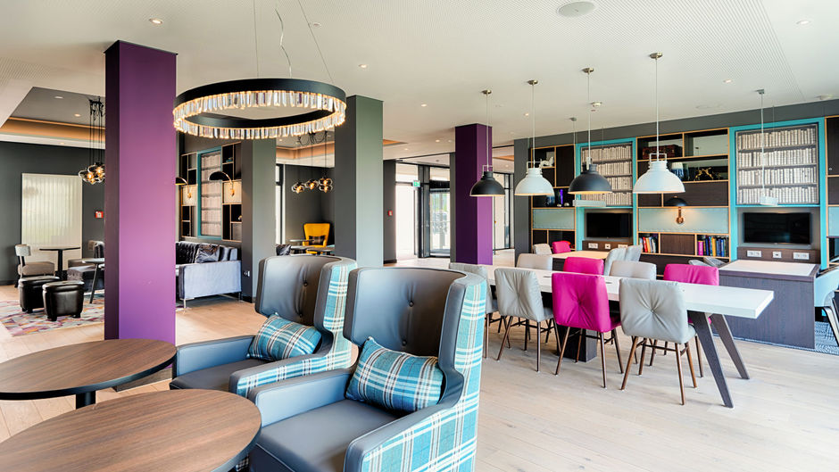 Premier Inn Berlin Airport Hotel Lobby
