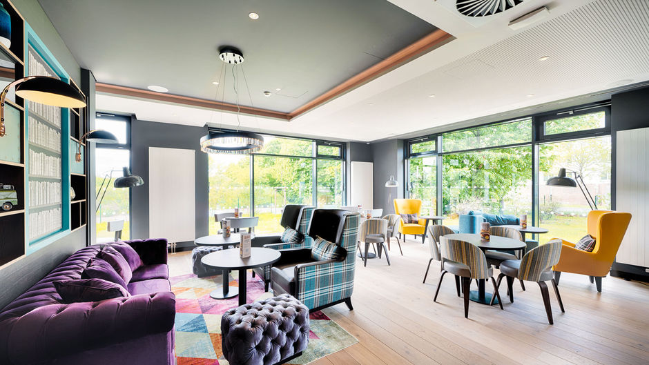 Premier Inn Berlin Airport Hotel Lobby