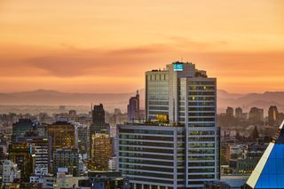 AC Hotel Santiago Cenco Costanera