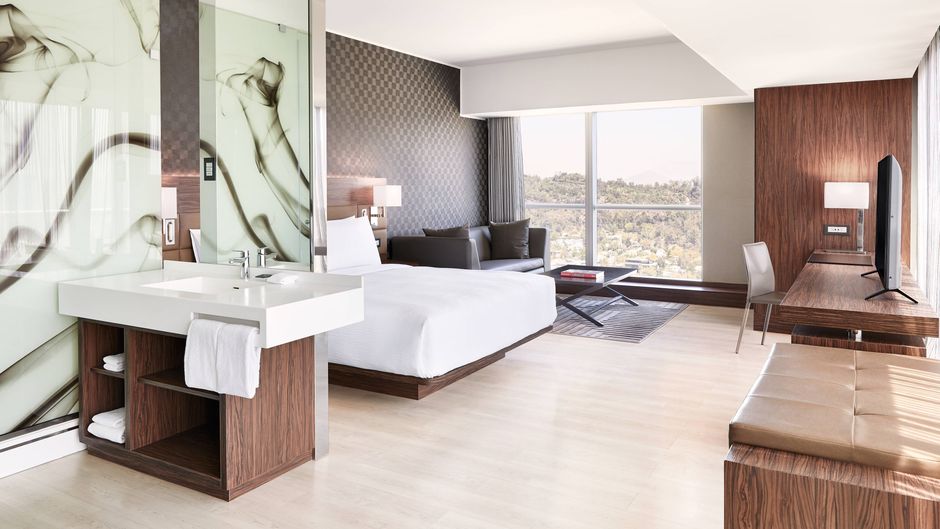 AC Hotel Santiago Cenco Costanera Room