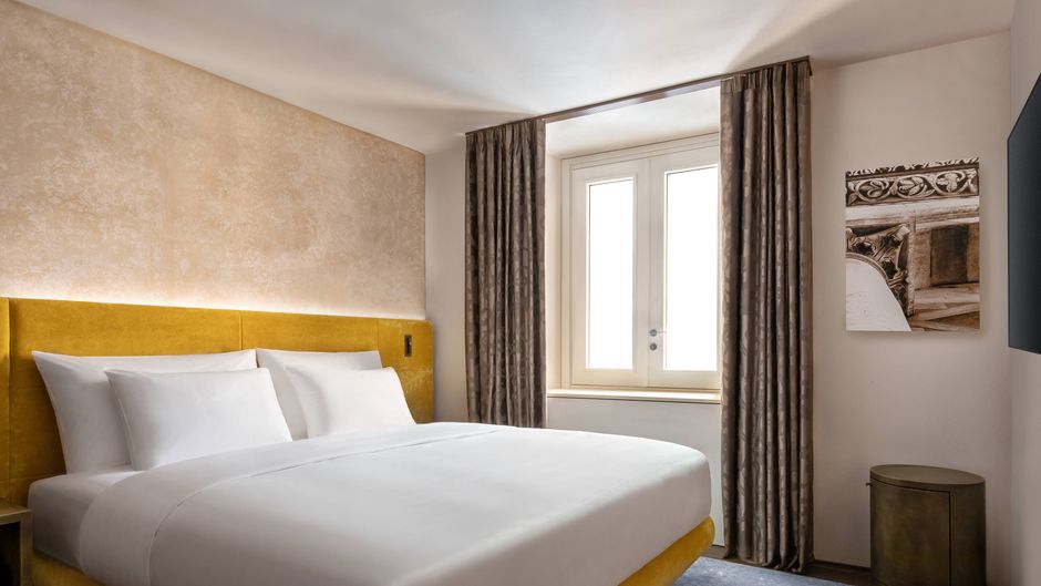 Grand Universe Lucca Room