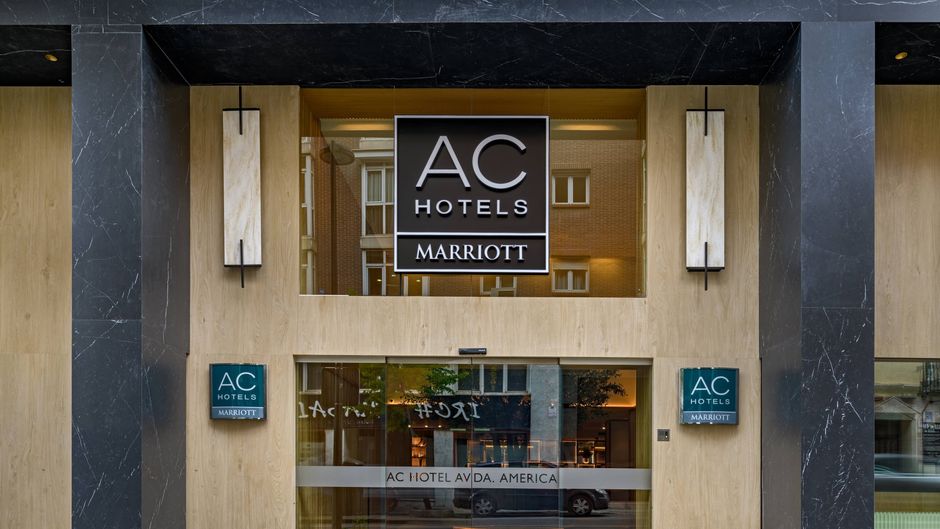 AC Hotel Avda de America Exterior