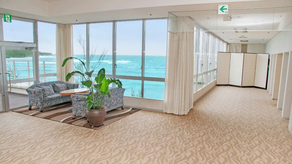 Renaissance Okinawa Resort Meeting