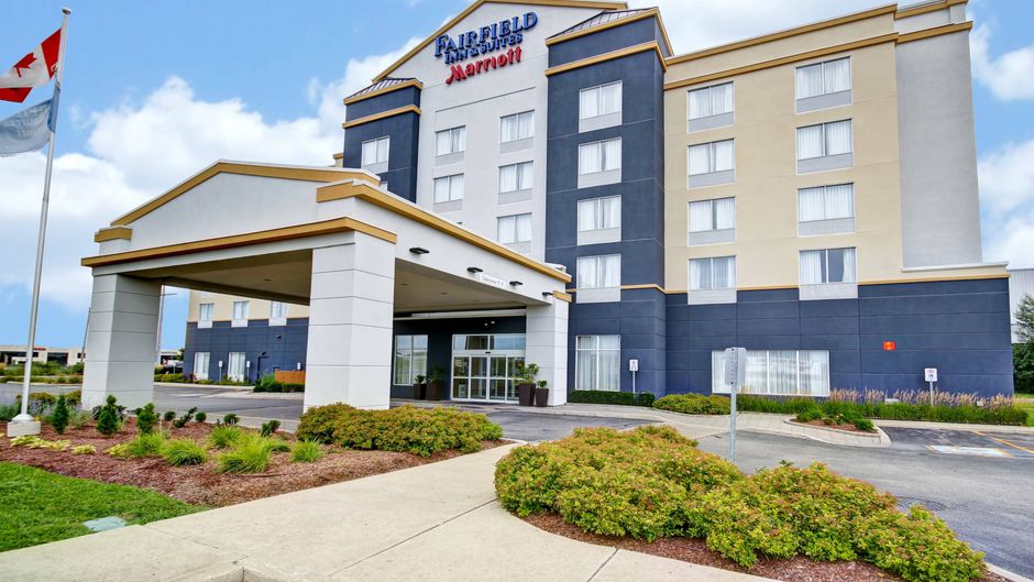 Fairfield Inn & Suites Guelph Exterior