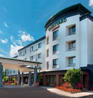Courtyard by Marriott Lebanon