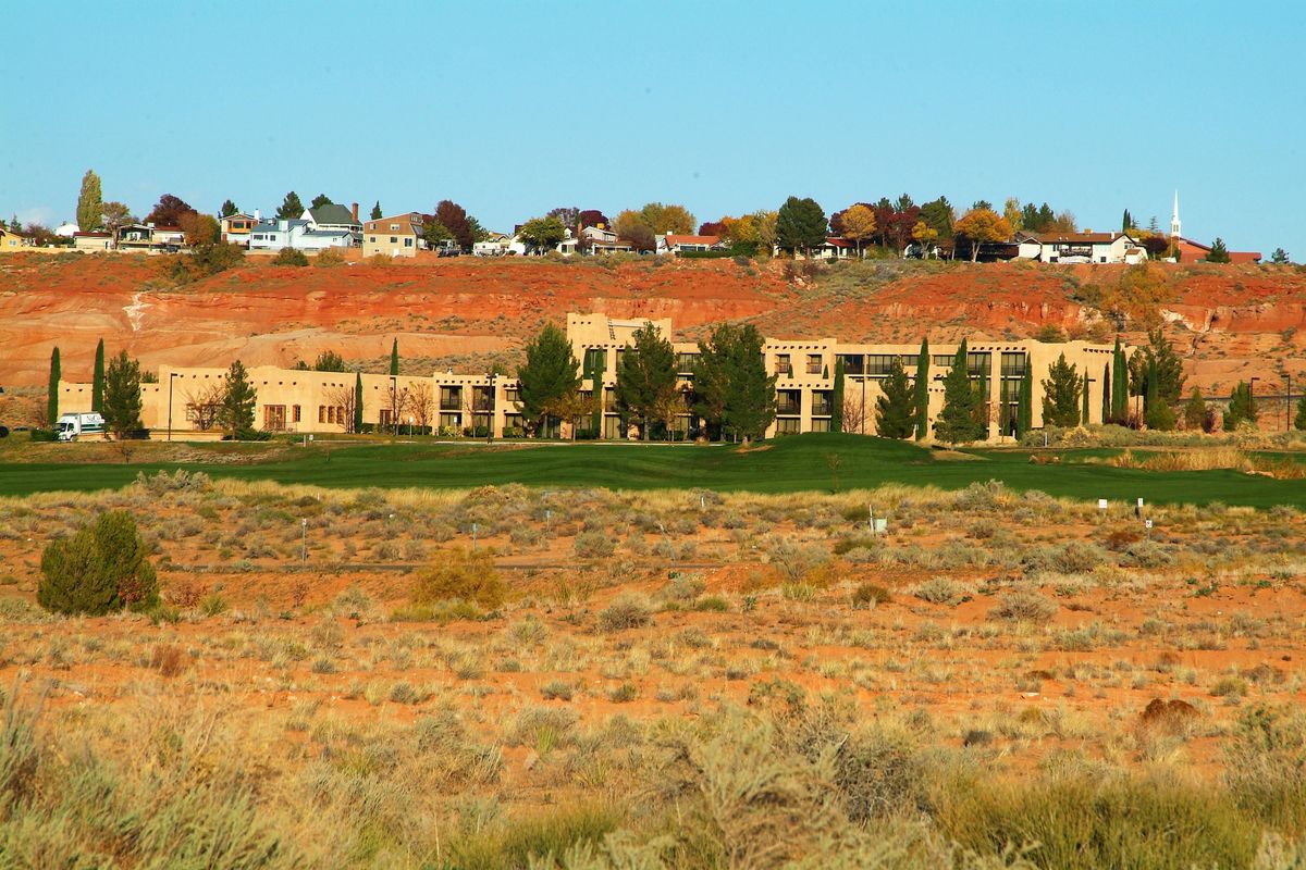 courtyard page at lake powell page az