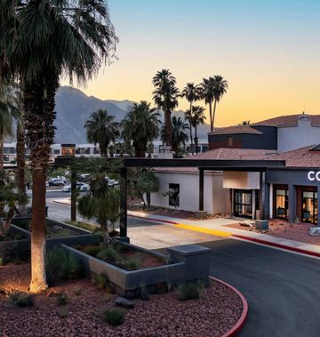 Courtyard by Marriott Palm Springs