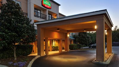 Courtyard Knoxville Cedar Bluff