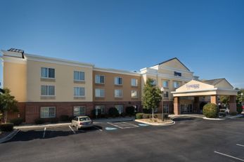 Fairfield Inn by Marriott