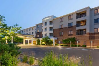 Courtyard by Marriott Madison West