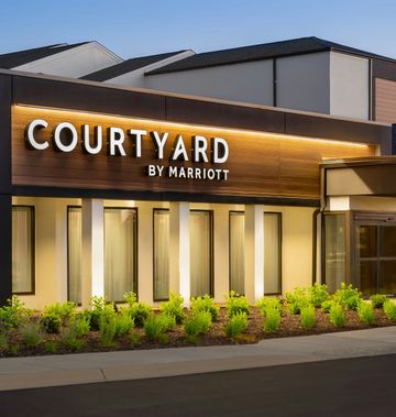 Courtyard Minneapolis Airport Hotel