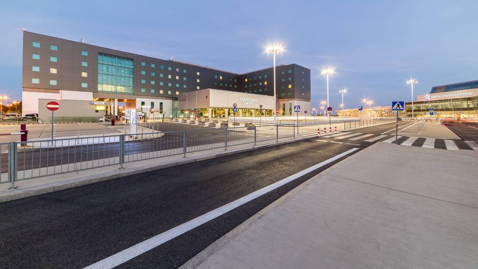 Courtyard by Marriott Warsaw Intl Arpt Exterior