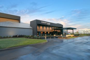 Courtyard by Marriott Dallas DFW Airport