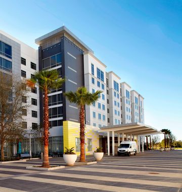 Courtyard by Marriott Orlando Lake Nona