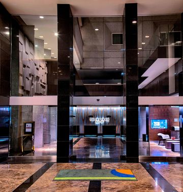 Courtyard by Marriott Revolucion