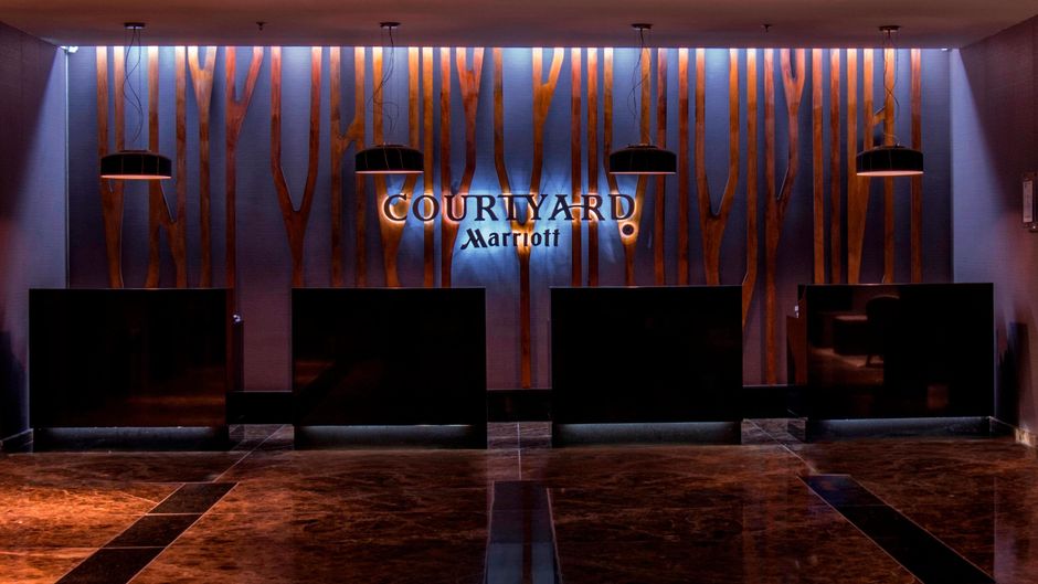 Courtyard by Marriott Revolucion Lobby