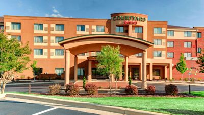 Courtyard by Marriott Anniston Oxford