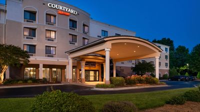Courtyard High Point