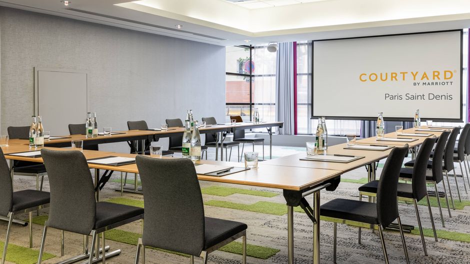 Courtyard by Marriott Paris Saint Denis Meeting