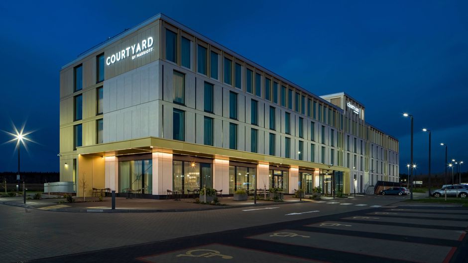 Courtyard by Marriott Inverness Airport Exterior