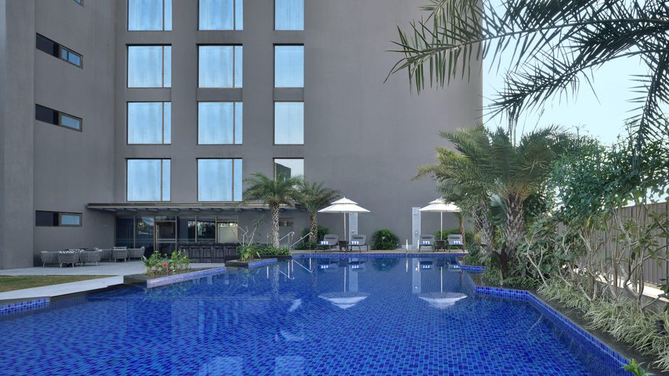 Courtyard by Marriott Siliguri Pool