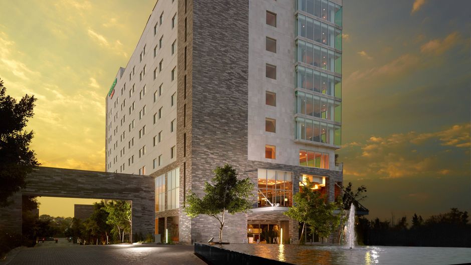 Courtyard by Marriott Queretaro Exterior