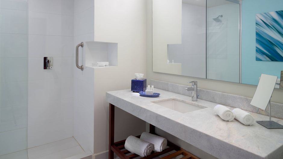 Courtyard by Marriott Queretaro Room