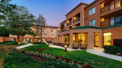Courtyard by Marriott Richmond Airport